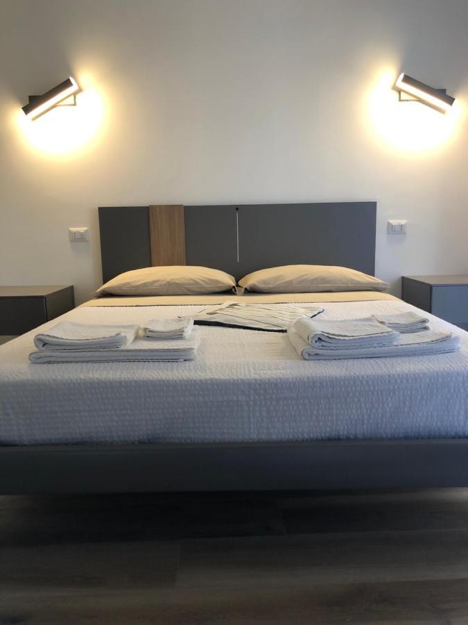 A Due Passi Dalla Scalinata Rooms Caltagirone Exterior foto